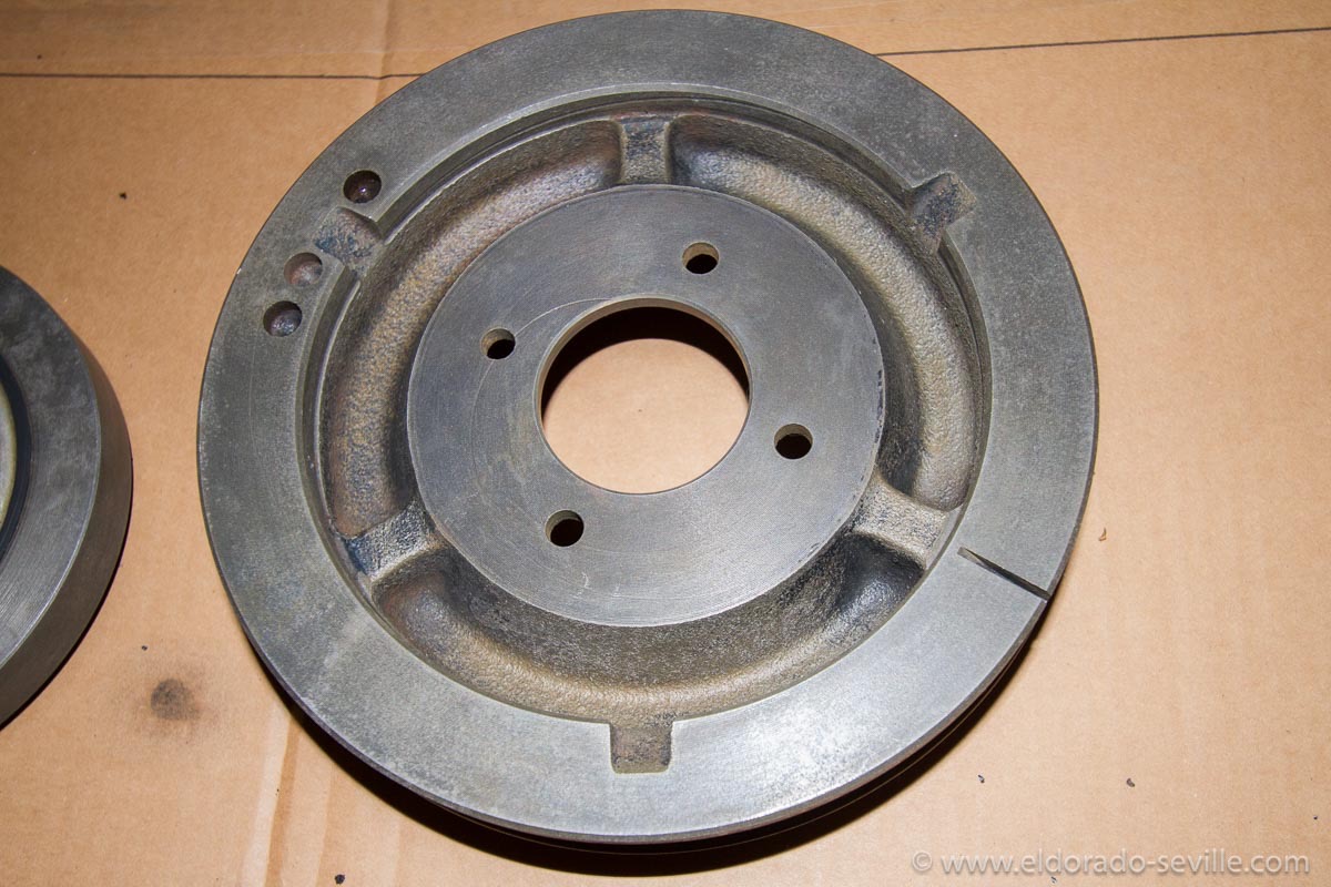  Crankshaft pulley after cleaning