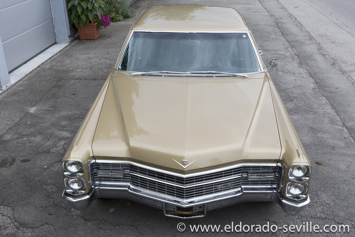 1966 Cadillac Coupe deVille