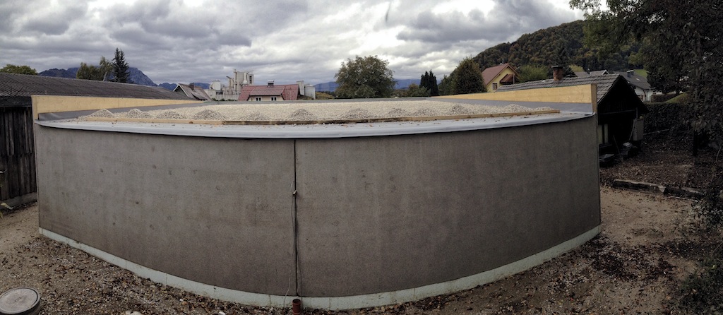 gravel on the roof