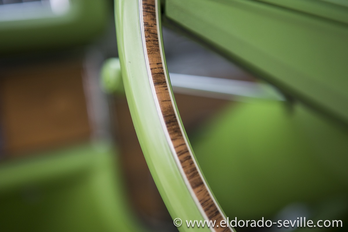 perfect wood inserts on steering wheel